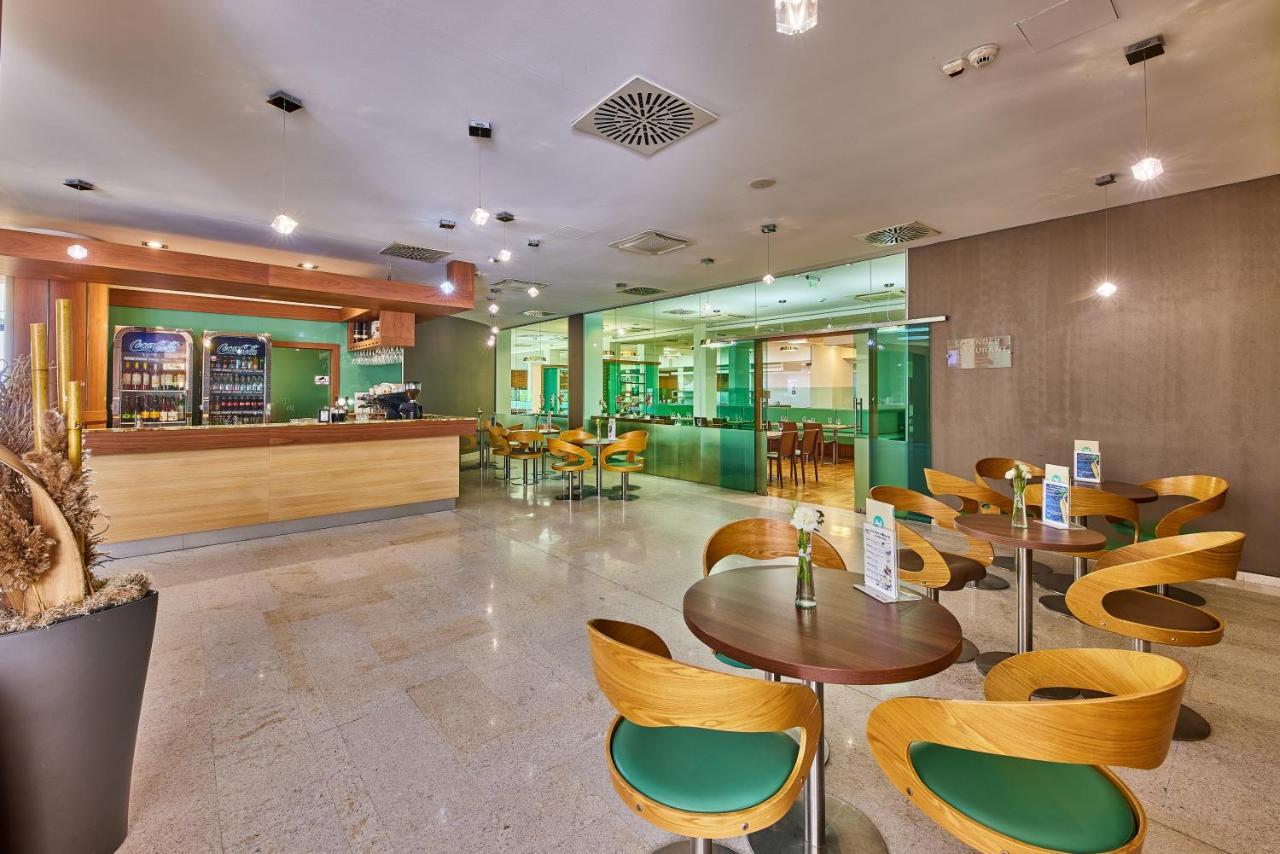 Vital Hotel Nautis Gardony Exterior photo